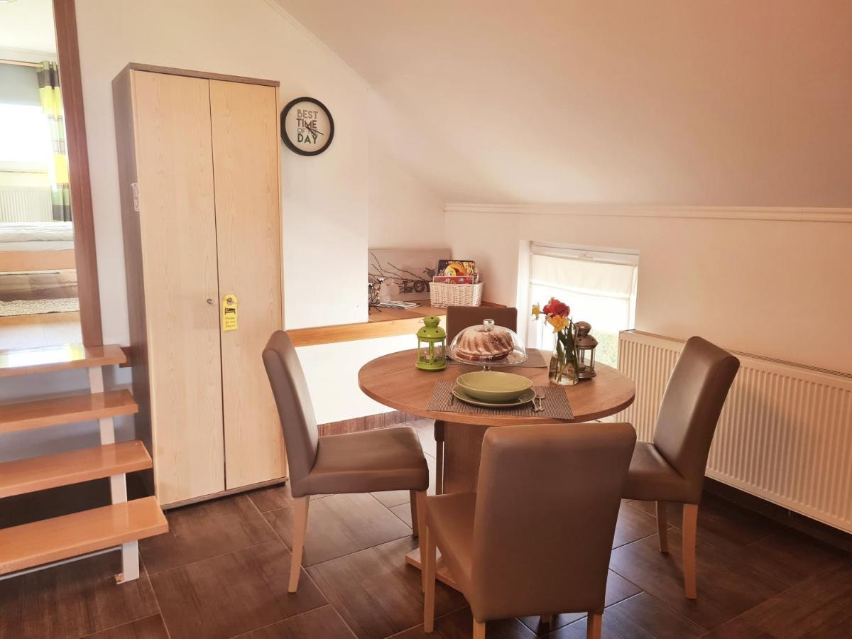 Apartment Marin Ogulin Extérieur photo