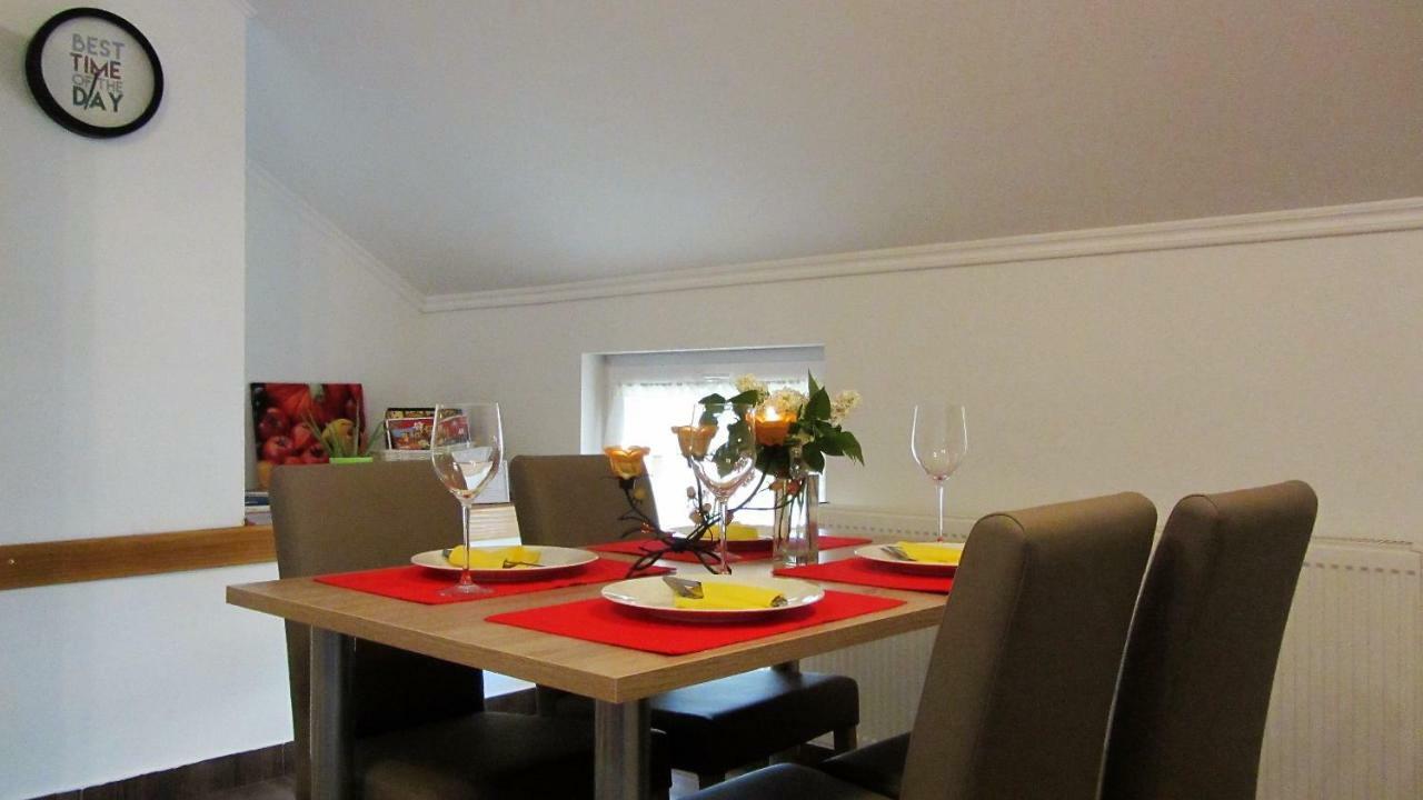 Apartment Marin Ogulin Extérieur photo